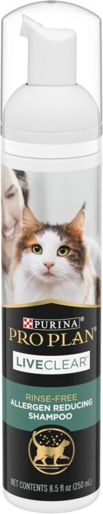 Purina Pro Plan Rinse Free, Allergen Reducing Dry Shampoo for Cats, LIVECLEAR Cleansing Foam - 8.5 oz. - Image 2
